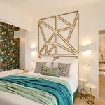 Kaizen Chania - New Just 350m Away With Private Jacuzzi And Free Parking! Apartment Chania (Crete)