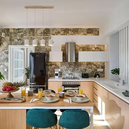 Kaizen Chania - New Just 350m Away With Private Jacuzzi And Free Parking! Χανιά