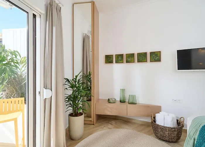 Apartament Kaizen Chania - New Just 350m Away With Private Jacuzzi And Free Parking! Chania (Crete)