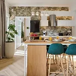 Kaizen Chania - New Just 350m Away With Private Jacuzzi And Free Parking!
